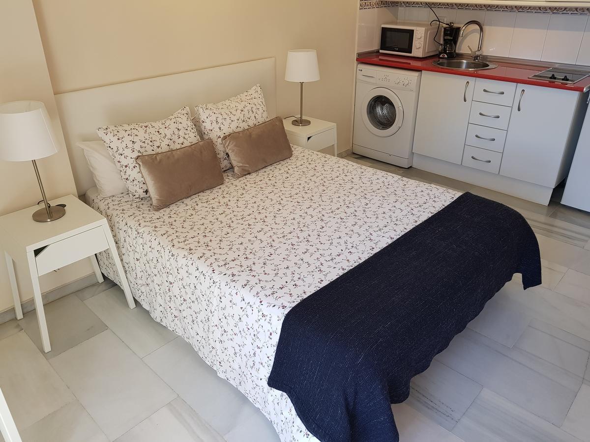 Apartamento Fan Flat Eugenio (Adults Only) Málaga Exterior foto